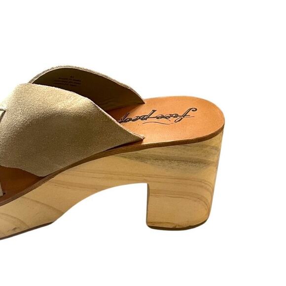 NEW FREE PEOPLE Kora Platform Clog In Taupe Suede Sz 41 /11 Wood Heels Open Toe - Picture 6 of 8